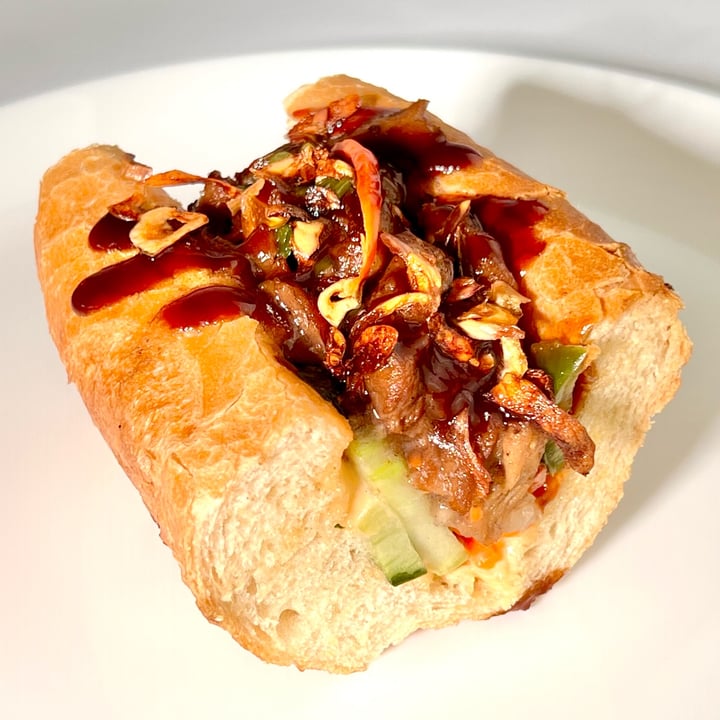photo of Mama Dut Peking Duck Bahn Mi shared by @pdxveg on  06 Aug 2023 - review
