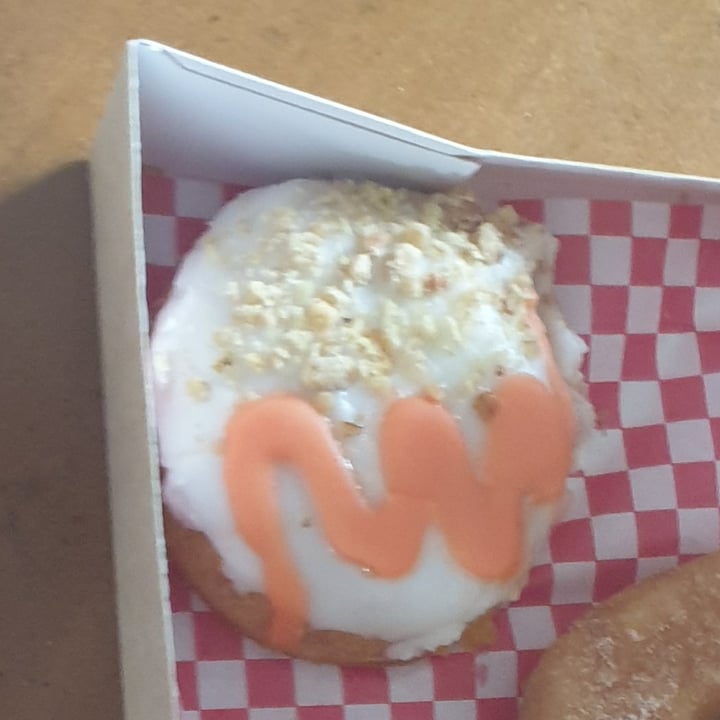photo of Future Doughnuts peach cobbler shared by @lydiahawkins on  01 Jul 2023 - review
