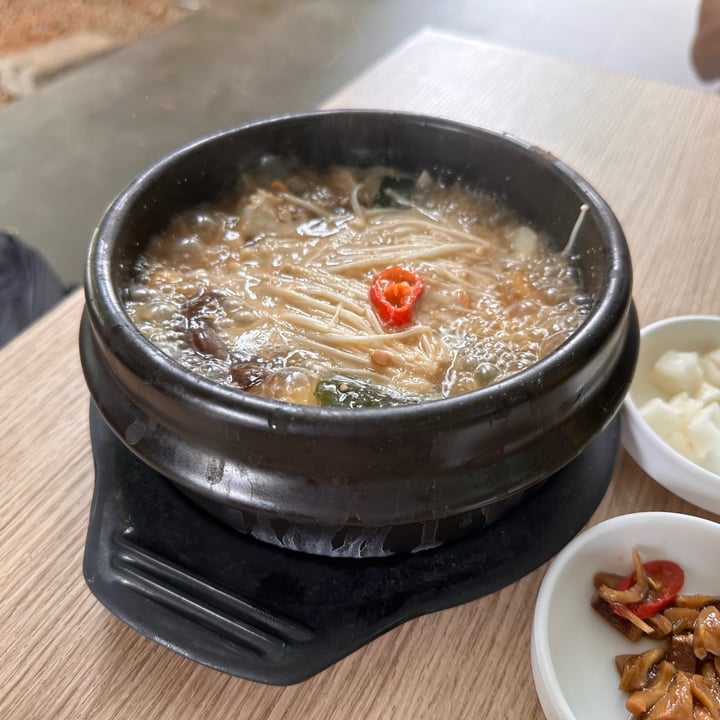 photo of The Boneless Kitchen Doenjang Jjigae (Soybean Paste Stew) shared by @dafnelately on  27 Apr 2023 - review