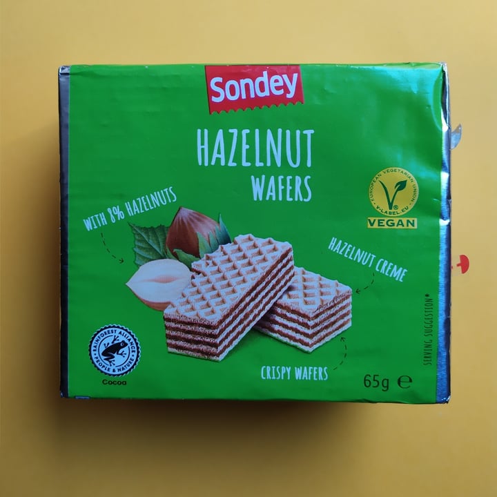 photo of Sondey Hazelnut wafers shared by @rominaguch on  07 Feb 2023 - review