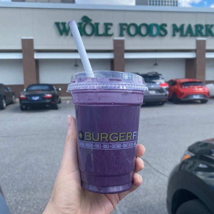 photo of 365 Whole Foods Market Nutty Monkey Smoothie shared by @thedarktower on  18 Mar 2023 - review