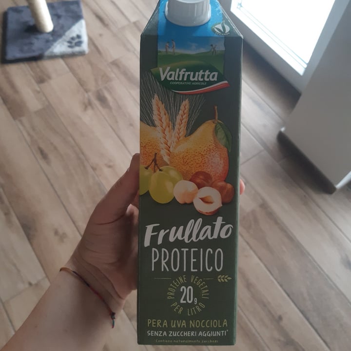 photo of Valfrutta 100% Frullato Proteico shared by @bassotuba on  09 Aug 2023 - review