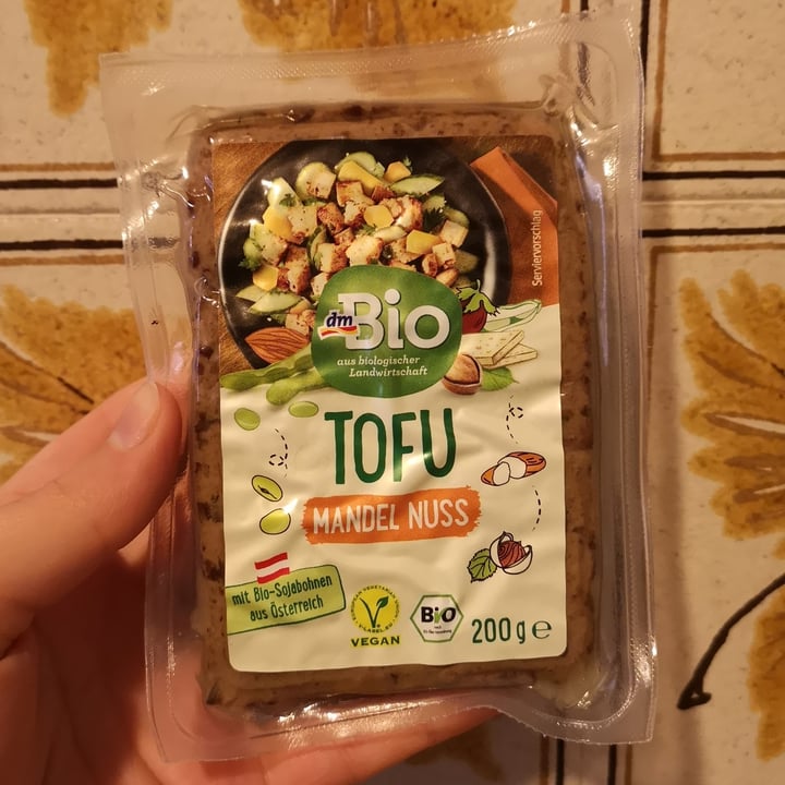 photo of dmBio Tofu Mandel Nuss shared by @aleveganfoodlover on  24 Mar 2023 - review
