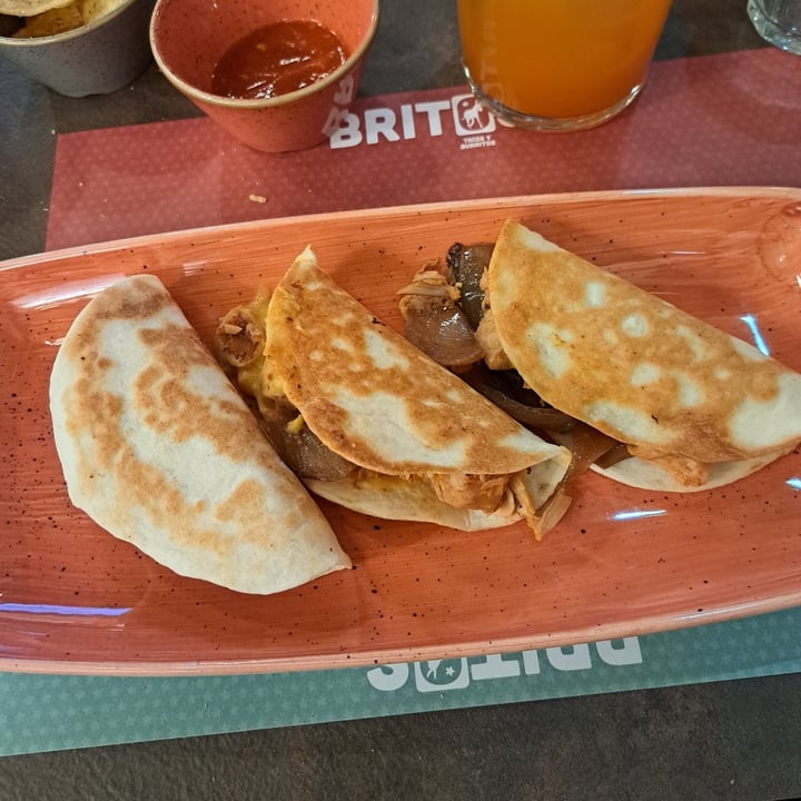 photo of Britos Milano quesadillas shared by @maryquitecontrary on  29 May 2023 - review