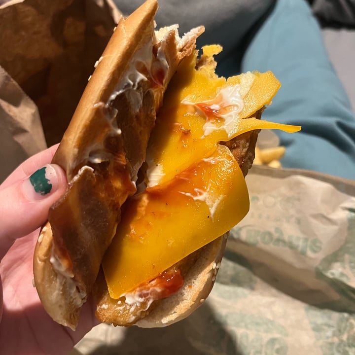 photo of Burger King Leicester Square Vegan Royale Bakon King shared by @rhiannondiamxnd on  05 Feb 2023 - review