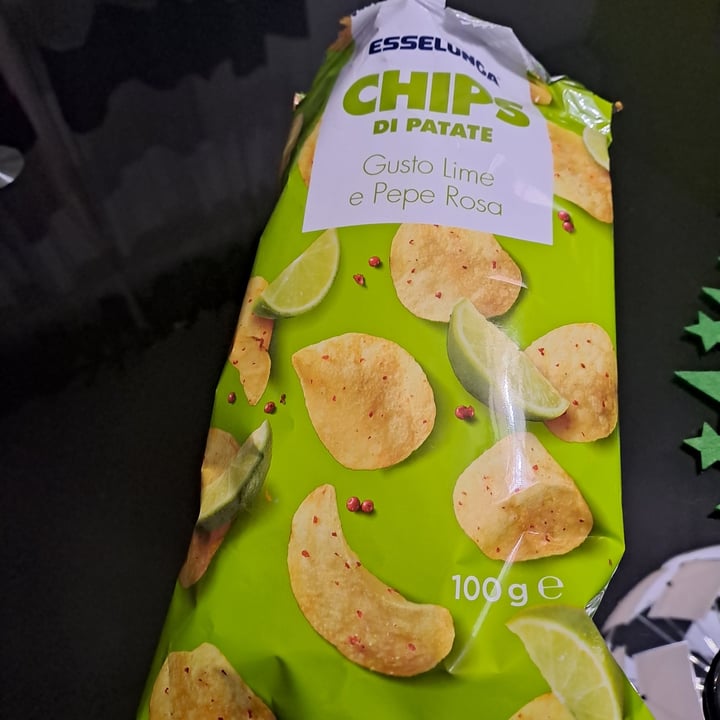 photo of  Esselunga Chips di patate lime e pepe rosa shared by @acilegna on  01 Jan 2023 - review