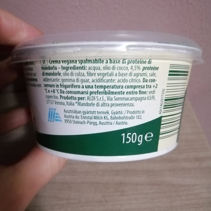 photo of Just Veg! (ALDI Italy) Vegan Spread Plain shared by @valevalentina on  27 Mar 2023 - review