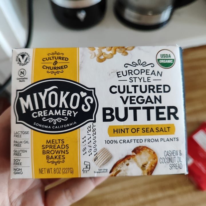 photo of Miyoko's Creamery European Style Cultured Vegan Butter Hint of Sea Salt shared by @littleredmushroom on  16 Apr 2023 - review
