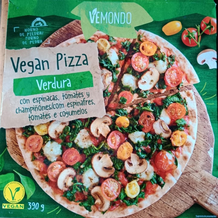 photo of Vemondo Vegan Pizza Verdura with Spinach, Tomatoes & Mushrooms shared by @sanleeping on  21 Jun 2023 - review