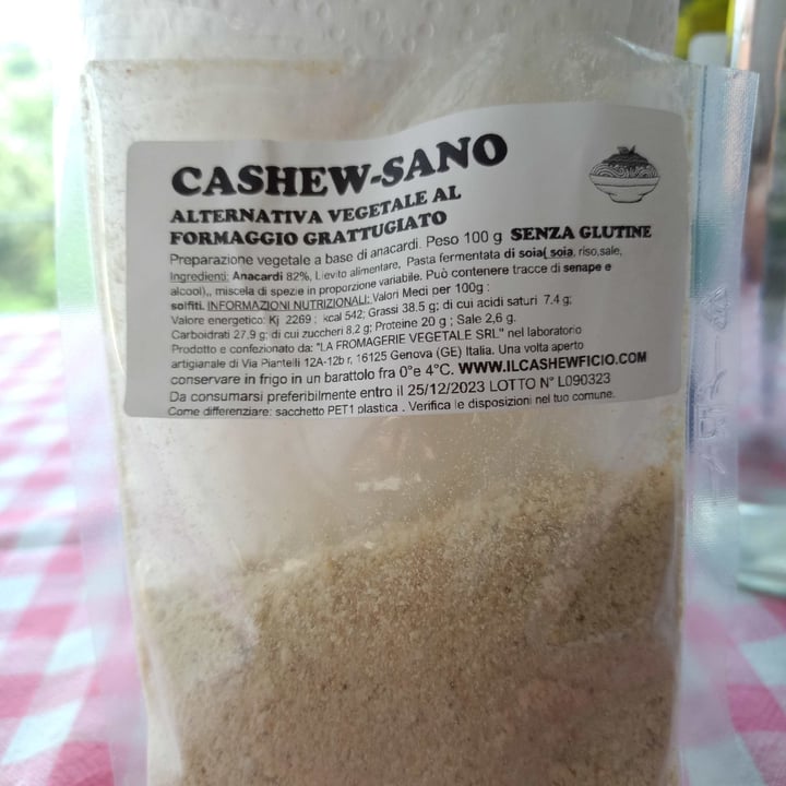 photo of Il CashewFicio alternativa al formaggio grattugiato shared by @paolaleoni on  23 May 2023 - review
