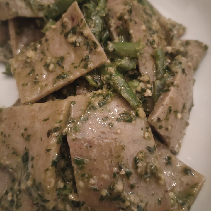 photo of Valhalla Food&Drink testaroli pesto e fagiolini shared by @agnetrem on  19 Mar 2023 - review