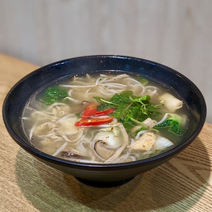 photo of Green BA Chicken Mushroom Pho (Soup) shared by @xinru-t on  06 Feb 2023 - review