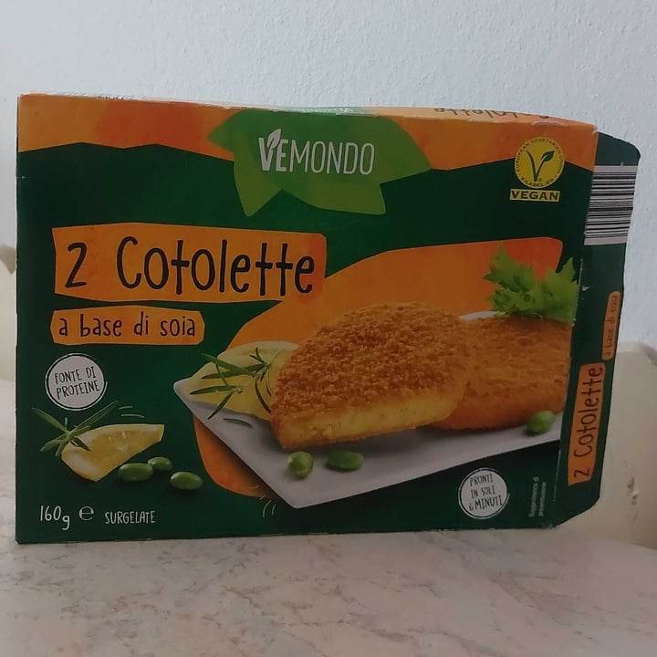 photo of Vemondo  2 Cotolette a Base di Soia shared by @je3 on  23 Dec 2022 - review