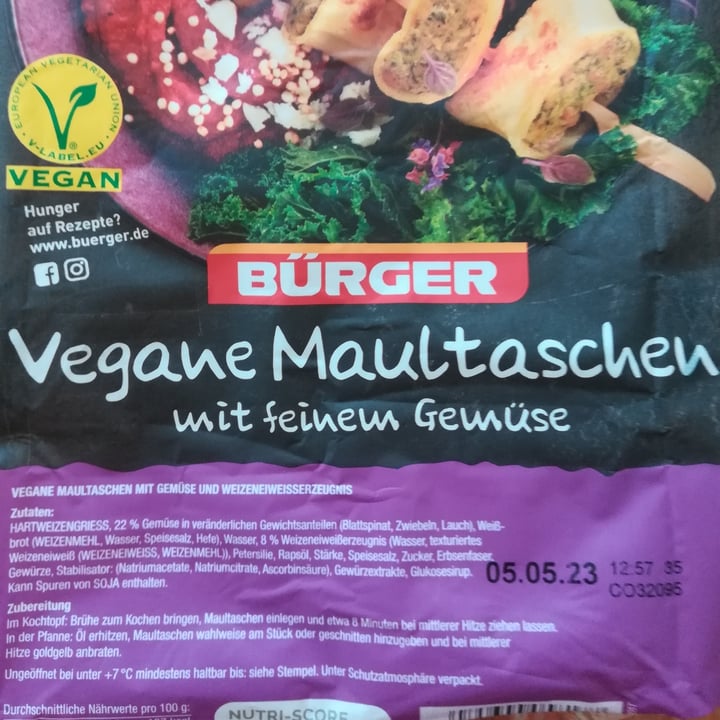 photo of Bürger Maultaschen Vegan shared by @kimomo on  27 Apr 2023 - review