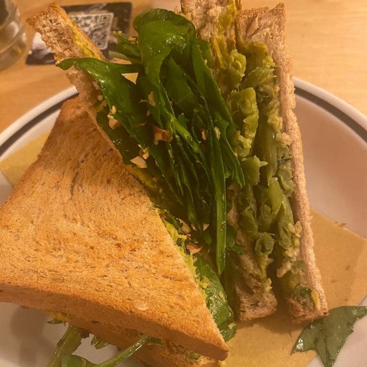 photo of Crua CraftBeerBar All Green Toast shared by @lauzab on  05 May 2023 - review