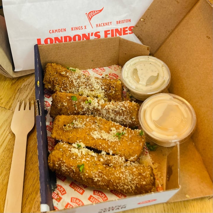 photo of Temple of Seitan garlic Parm wings shared by @katelouisepowell on  19 Mar 2023 - review