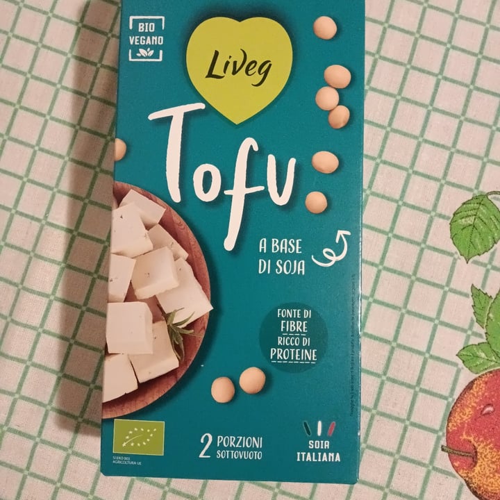 photo of Liveg tofu a base di soia shared by @silviacoacci on  19 Feb 2023 - review