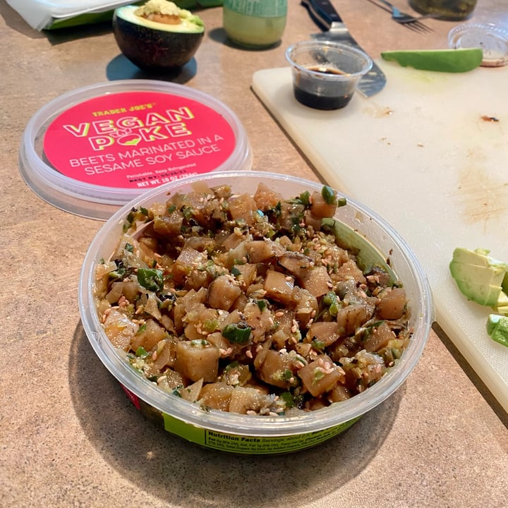 photo of Trader Joe's Vegan Poke shared by @curvycarbivore on  07 May 2023 - review