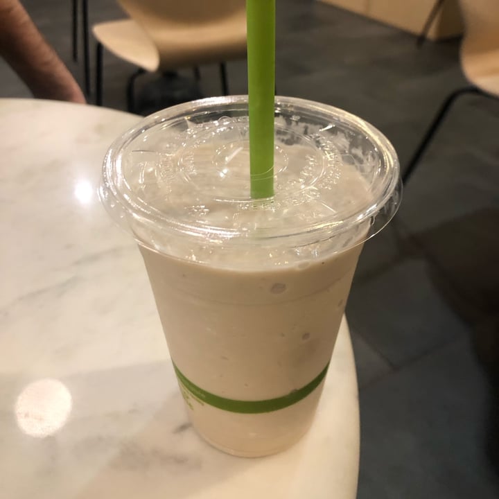 photo of Vaca’s Creamery peanut butter and grape milkshake shared by @lovecows on  12 Apr 2023 - review