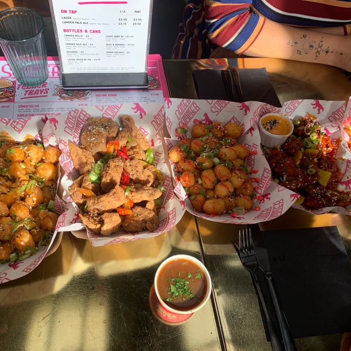 photo of Doner Summer Sheffield Chicken and tater tots shared by @jasminegraceg on  04 Feb 2023 - review