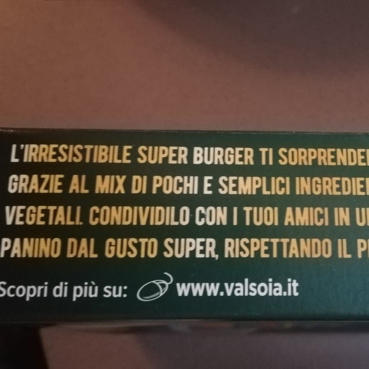 photo of Valsoia L’irresistible Super Burger shared by @sabatoalmercato on  29 Mar 2023 - review