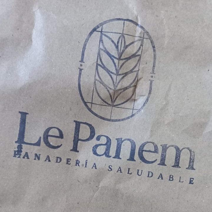 photo of Le Panem Croissant Bicolor Pistacho shared by @vanimomoko on  21 Jan 2023 - review