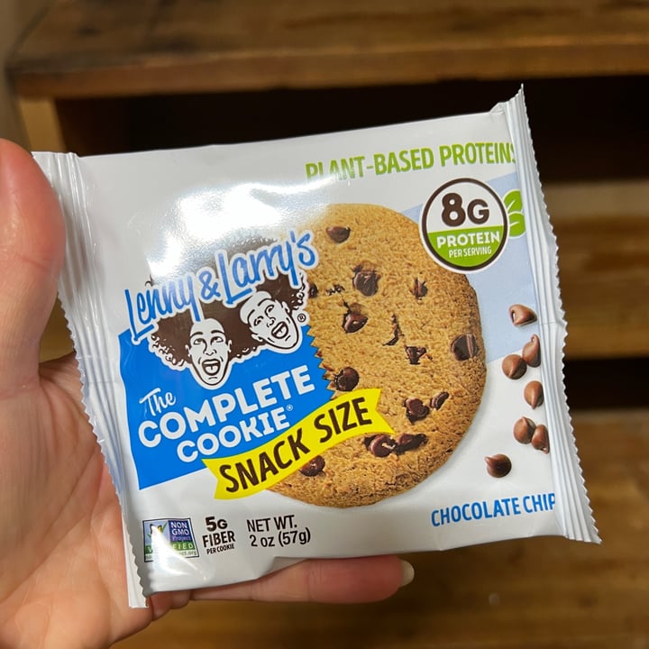 photo of Lenny & Larry’s Chocolate Chip Snack Size Cookie shared by @danidarling06 on  27 Mar 2023 - review