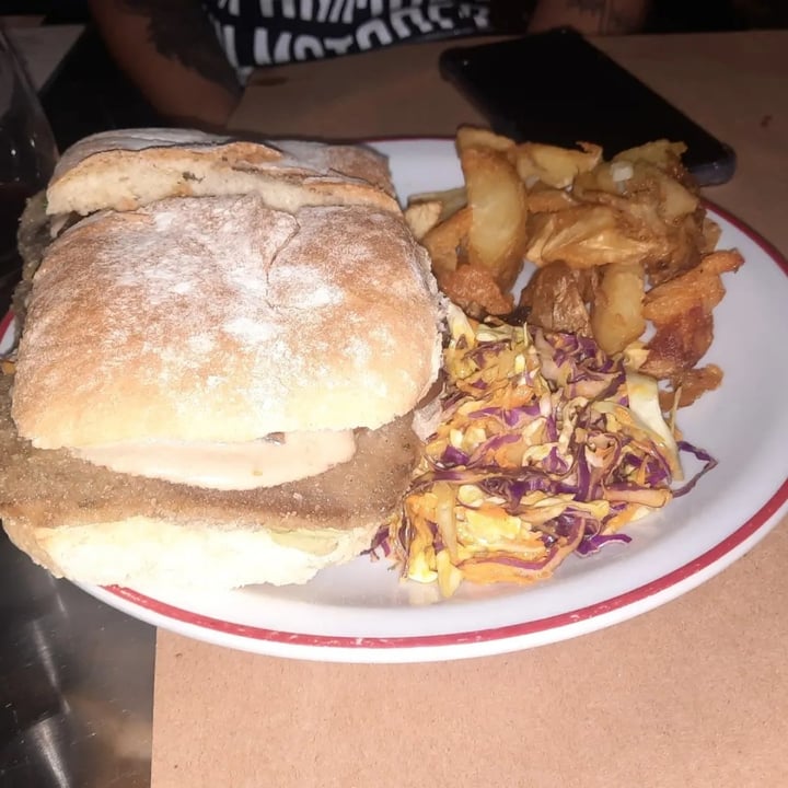 photo of Gordo Vegano Sandwich de Milanesa shared by @marleneriolo on  05 May 2023 - review