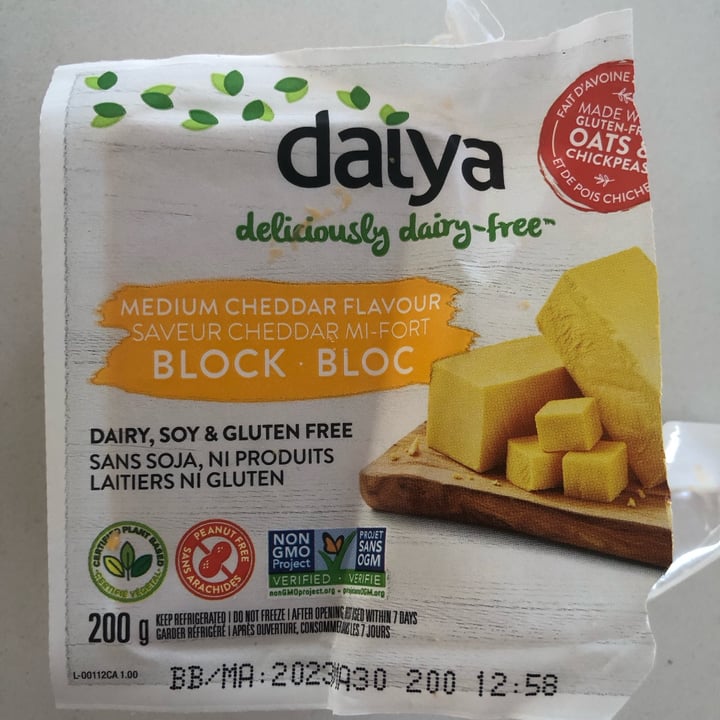 photo of Daiya cheddar block shared by @derryns on  07 Feb 2023 - review