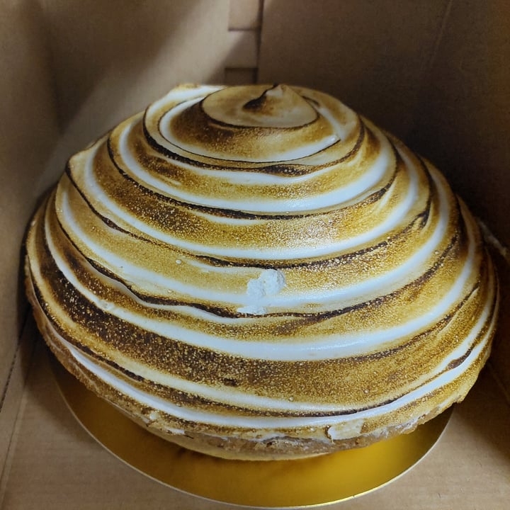 photo of Crumb Cakes Vegan Lemon Meringue Pie shared by @lieslsnyman on  13 Apr 2023 - review
