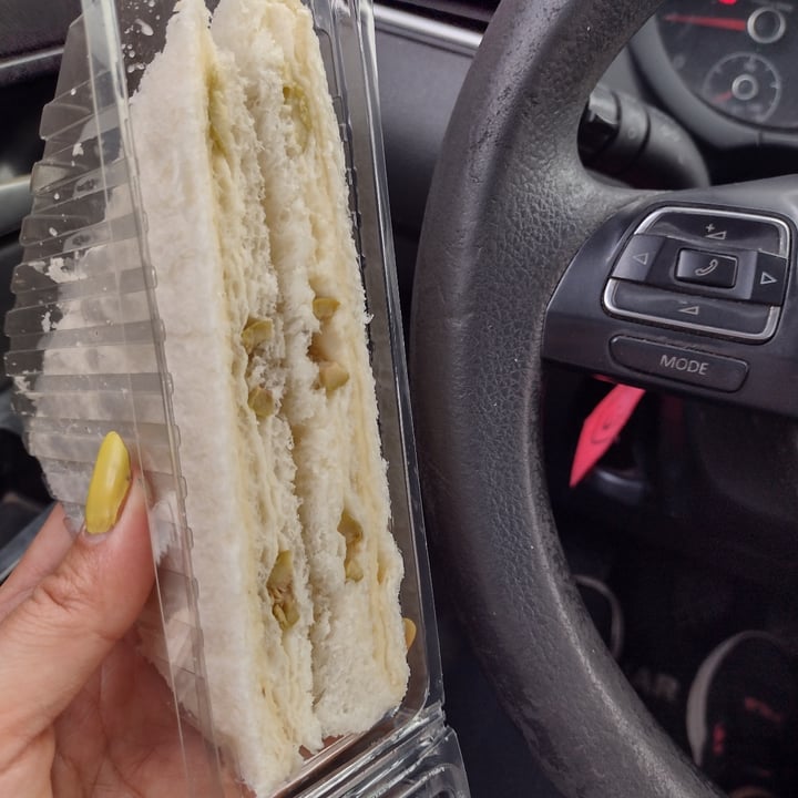 photo of No Vivas de Ensalada Sandwich de aceituna y queso shared by @dana1922 on  06 Apr 2023 - review