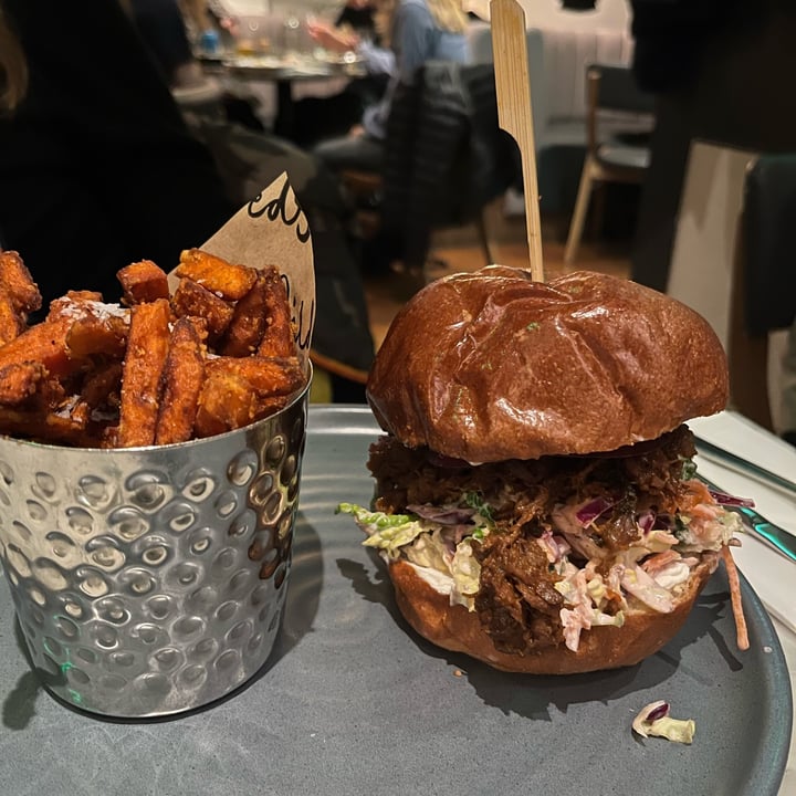 photo of Mildreds Covent Garden bbq pulled pok shared by @allimac on  05 Apr 2023 - review