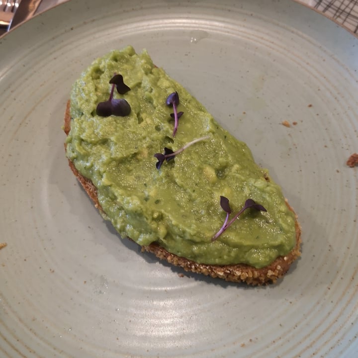 photo of Cactus Kitchen&Bar classic Avo toast shared by @miraculousveggybug on  25 Feb 2023 - review