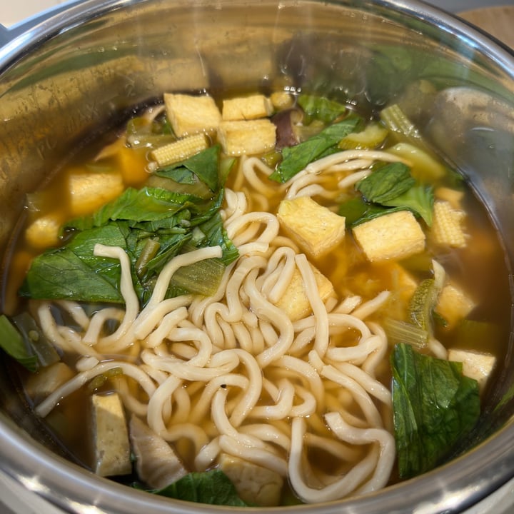 photo of Trader Joe's Thai Wheat Noodles shared by @berryveganplanet on  30 May 2023 - review