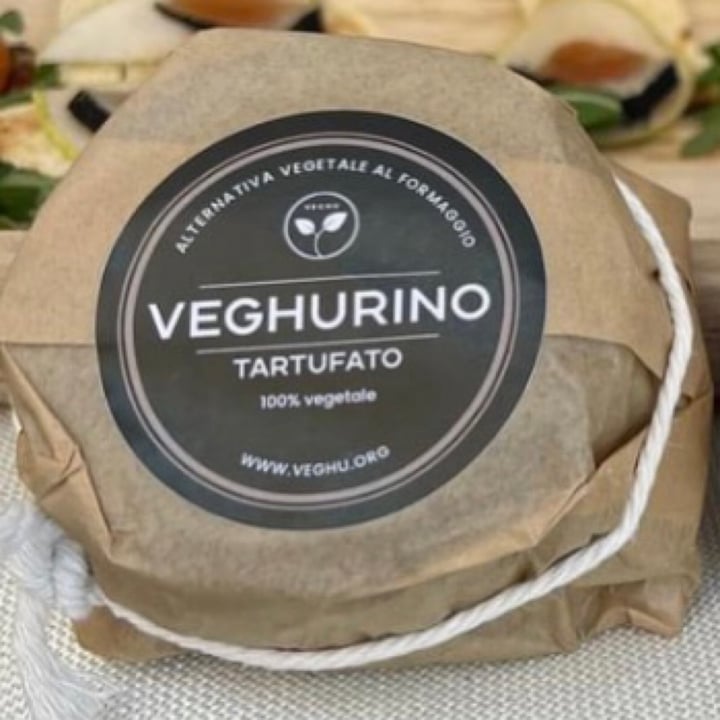 photo of Veghu veghurino tartufato shared by @veganfamilyinviaggio on  14 Jun 2023 - review