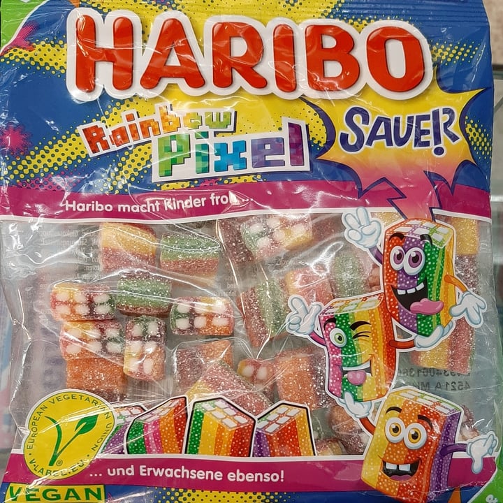 photo of Haribo Rainbow Pixel shared by @suelipacoutinho on  24 Jan 2023 - review