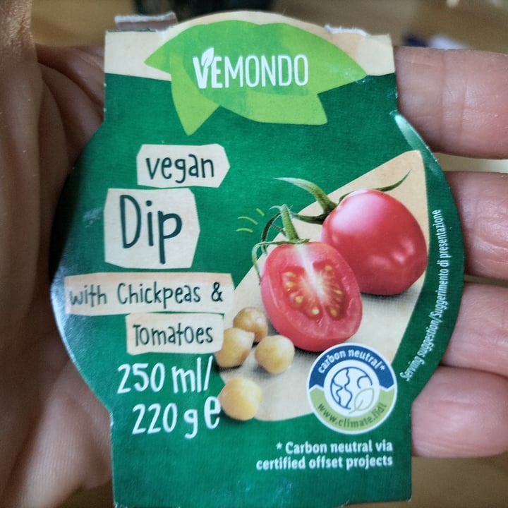 photo of Vemondo vegan dip con ceci e pomodoro shared by @bruinichiara on  21 Feb 2023 - review