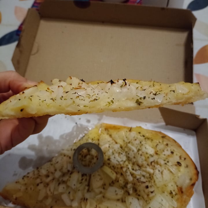 photo of Pizza Vegana San Telmo Pizza Cebolleta shared by @aldyflorent on  14 Apr 2023 - review
