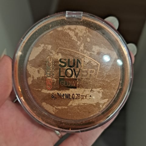 Catrice Cosmetics Sun Lover Glow Bronzing Powder Reviews | abillion