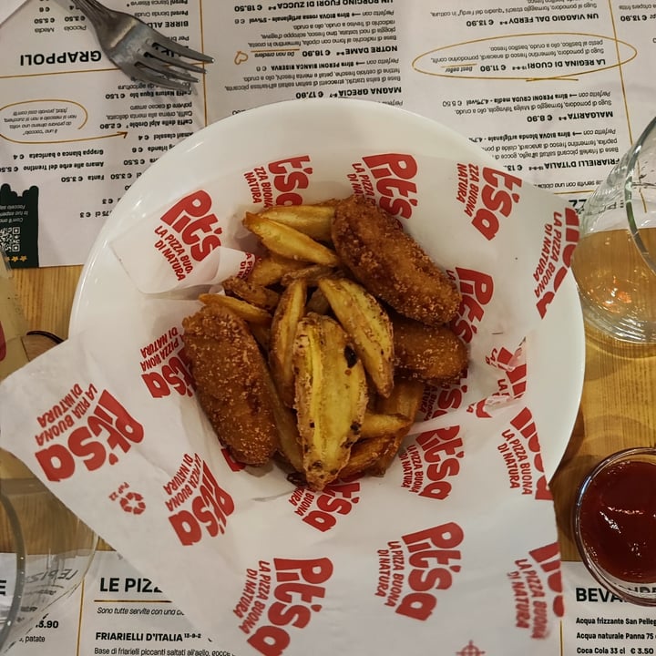 photo of Pit'sa it's a nugget plate + patatine fritte shared by @salvatore on  24 Apr 2023 - review