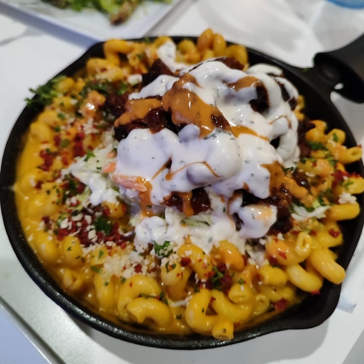 photo of The Modern Vegan BBQ Brisket and Mac & Cheese shared by @littleredmushroom on  18 Apr 2023 - review
