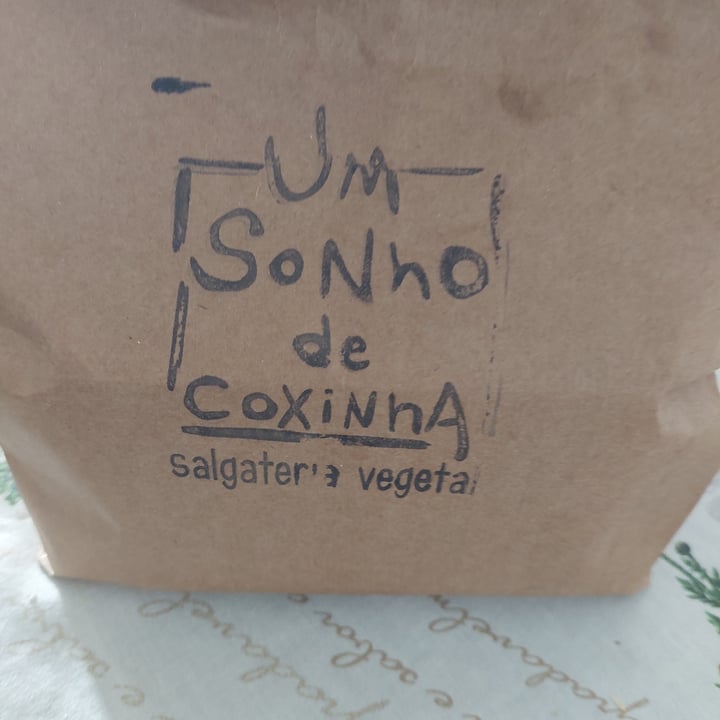photo of Um Sonho de Coxinha (Cantina Vegana) Sonho de creme shared by @monicamedina on  04 Jan 2023 - review