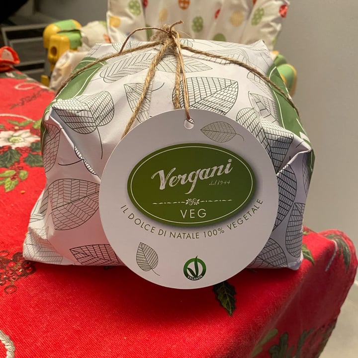 photo of Vergani il dolce di natale 100% vegetale shared by @ilariabiancolatte1 on  26 Dec 2022 - review