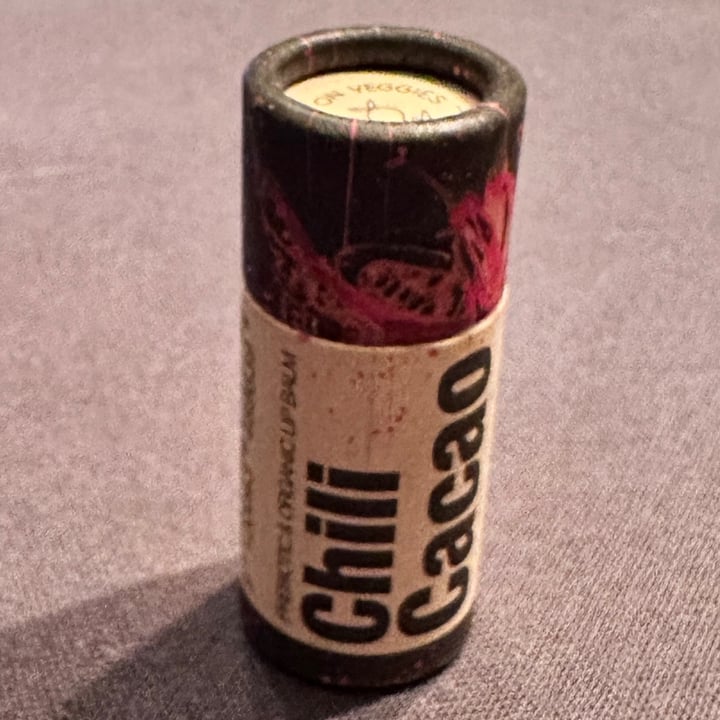 photo of Hands on veggies Chili-cacao lip balm shared by @babasway on  03 Feb 2023 - review