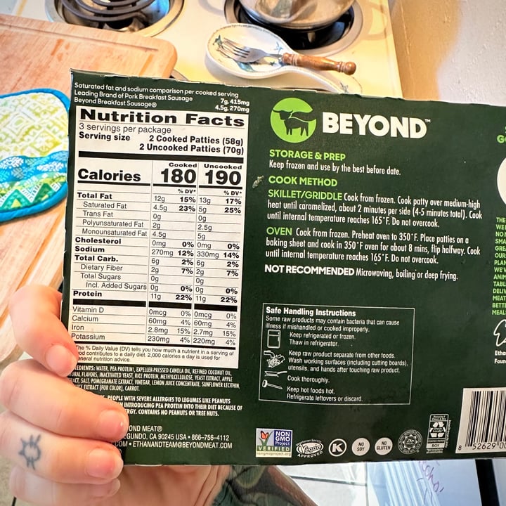 photo of Beyond Meat breakfast sausage original shared by @sharksmeoow on  27 Mar 2023 - review