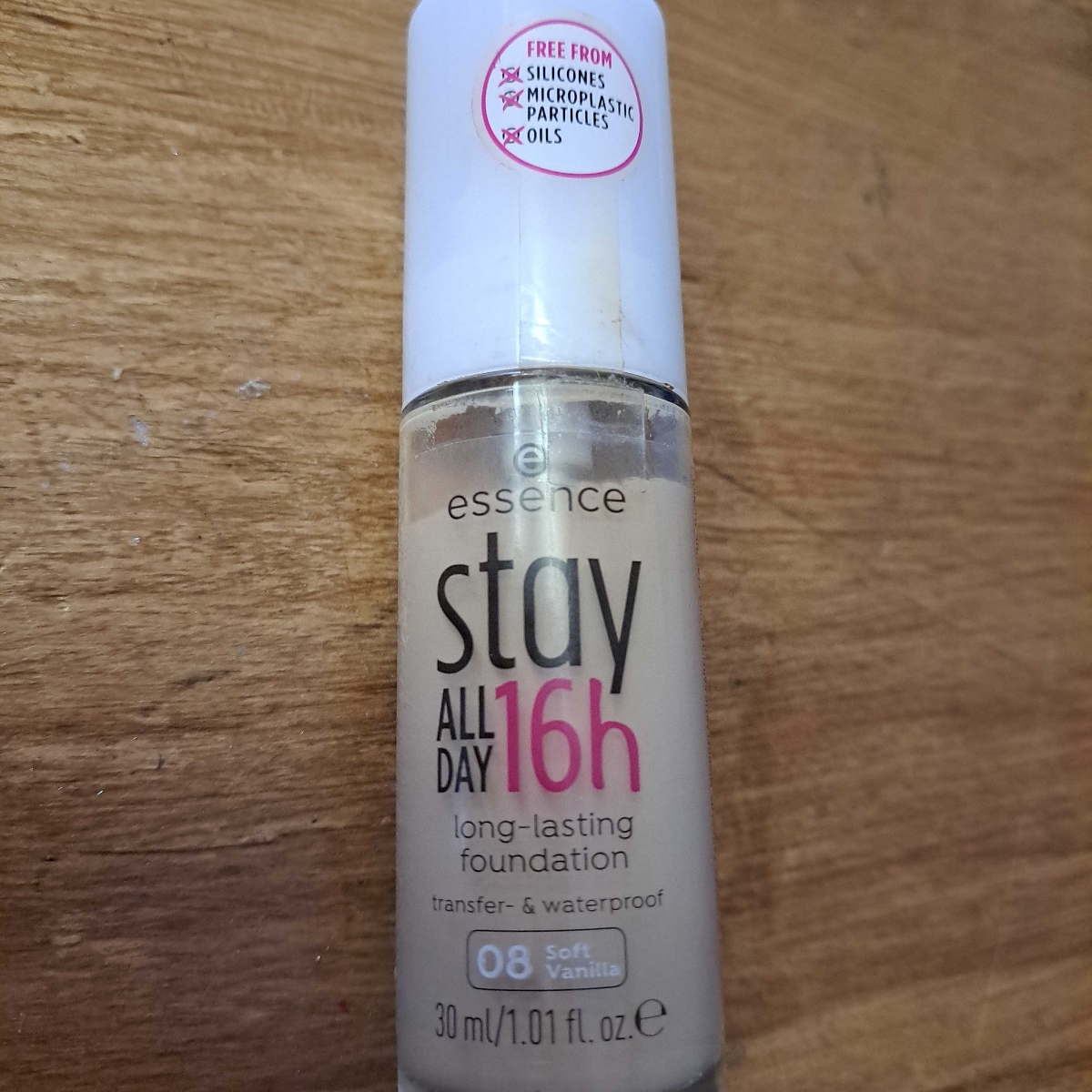 Essence stay all day 16h long-lasting foundation 08 soft vanilla Reviews |  abillion