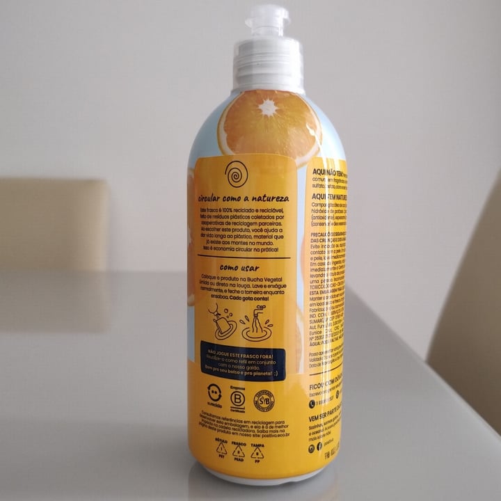 photo of Positiv.a Lava Louças com Óleo Essencial de Laranja 500 ml shared by @marianarevoredo on  06 May 2023 - review