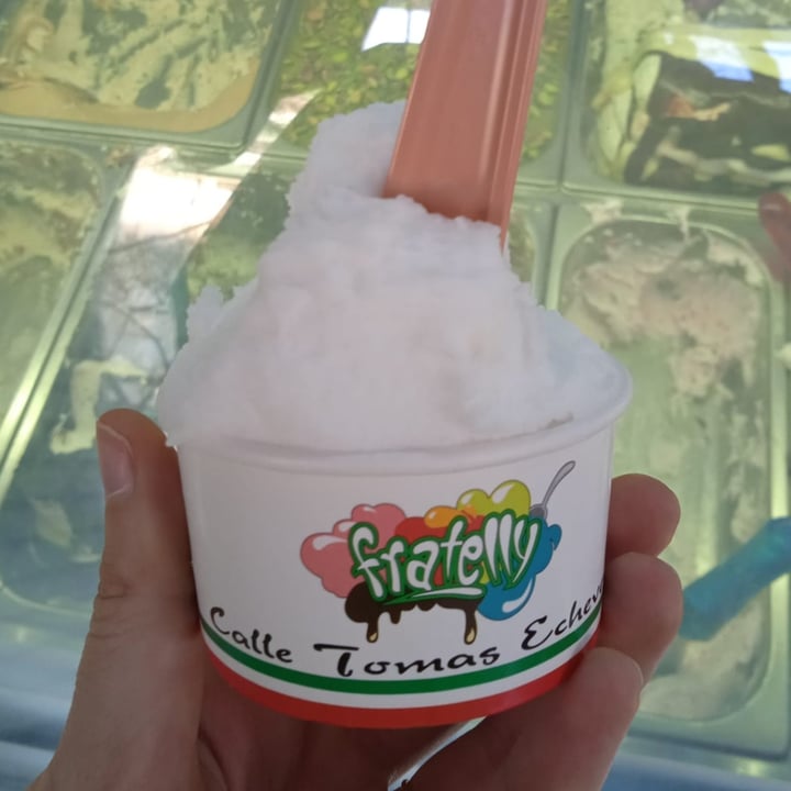 photo of Heladería Fratelly Helado de limón shared by @ani16 on  27 Mar 2023 - review