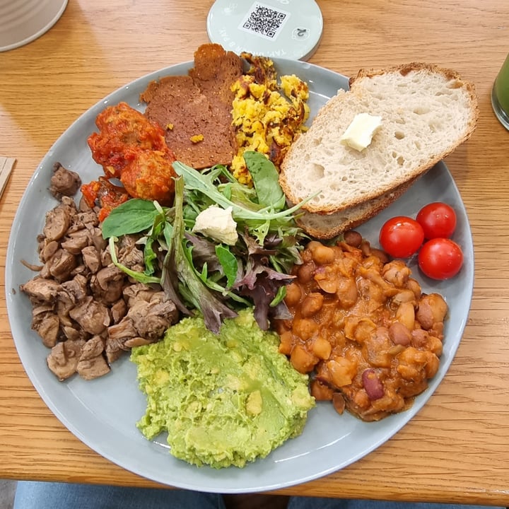 photo of Shift Eatery shift big Breakfast shared by @lazyvegan29 on  14 Jun 2023 - review