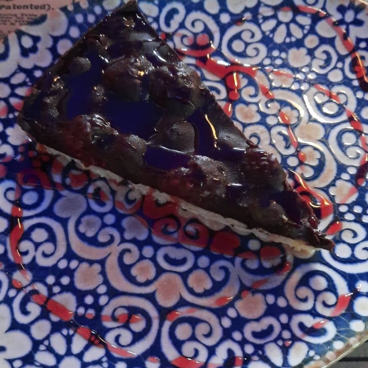 photo of Shangri La Tarta Chocolate Y Frutos Rojos shared by @mariomp97 on  15 Jun 2023 - review